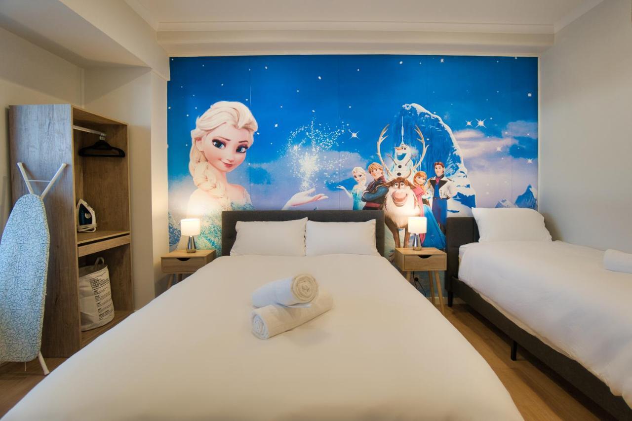 Dreamy Stays Accommodation - Private Rooms With Shared Bathrooms Adelajda Zewnętrze zdjęcie