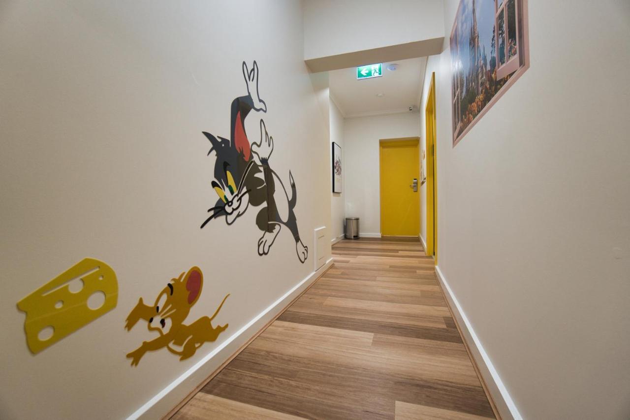 Dreamy Stays Accommodation - Private Rooms With Shared Bathrooms Adelajda Zewnętrze zdjęcie